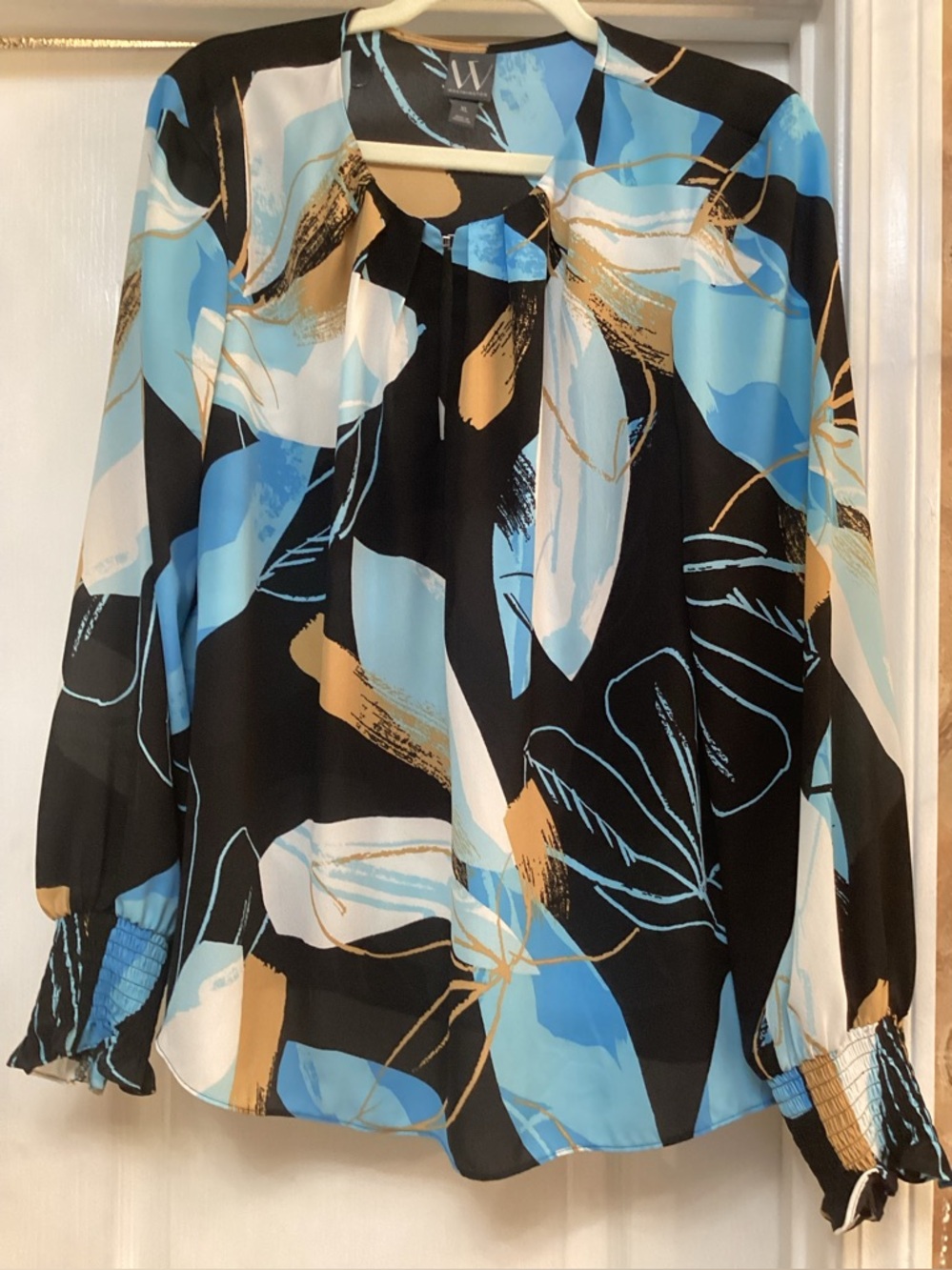 Blue & Black Abstract Print Blouse size XL preowned